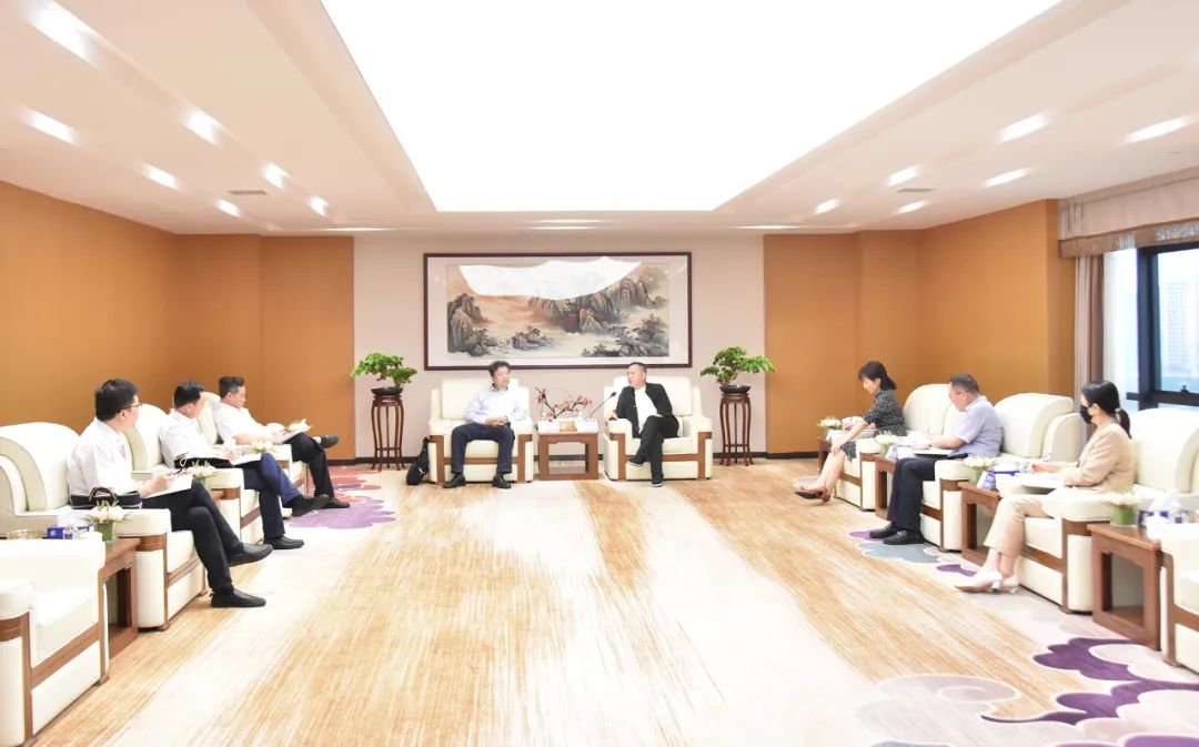  中国农业发展银行湖南省分行辅导一行莅临老哥网调查互换(图4)