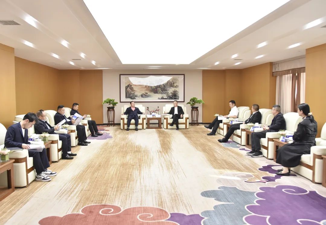 分享通讯集团辅导一行莅临老哥网调查互换(图3) 微信图片_20230520162057.jpg