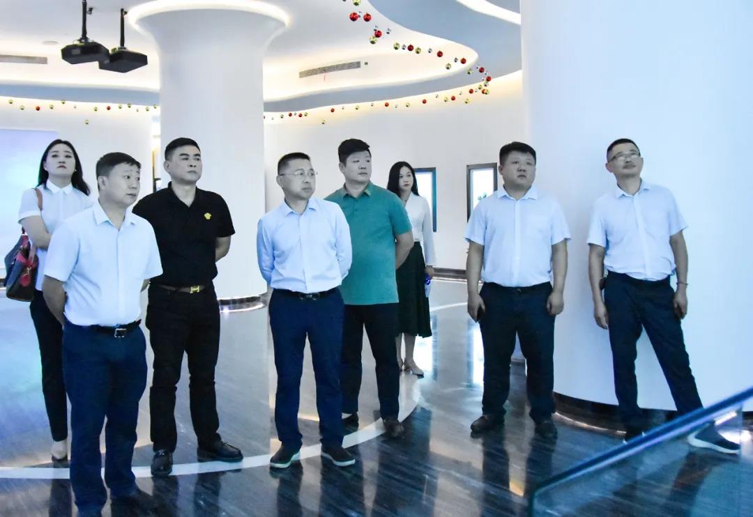 安沙建设公司辅导莅临老哥网调查互换(图3) 安沙建设公司辅导莅临老哥网调查互换(图3)