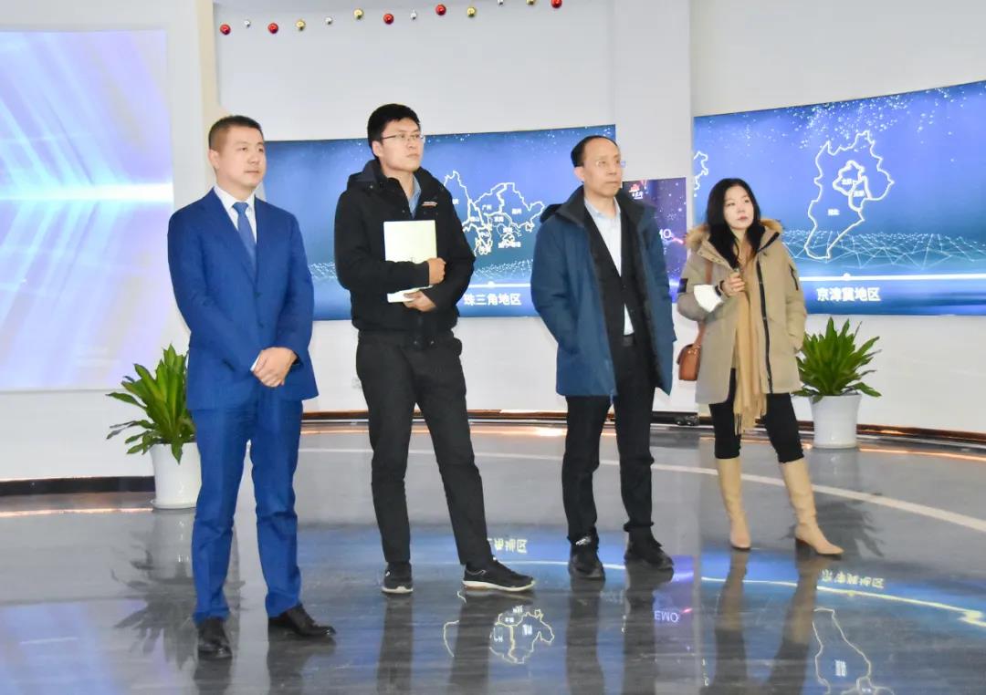 中国诚通钰鼎资产治理有限公司一行到访老哥网(图4)